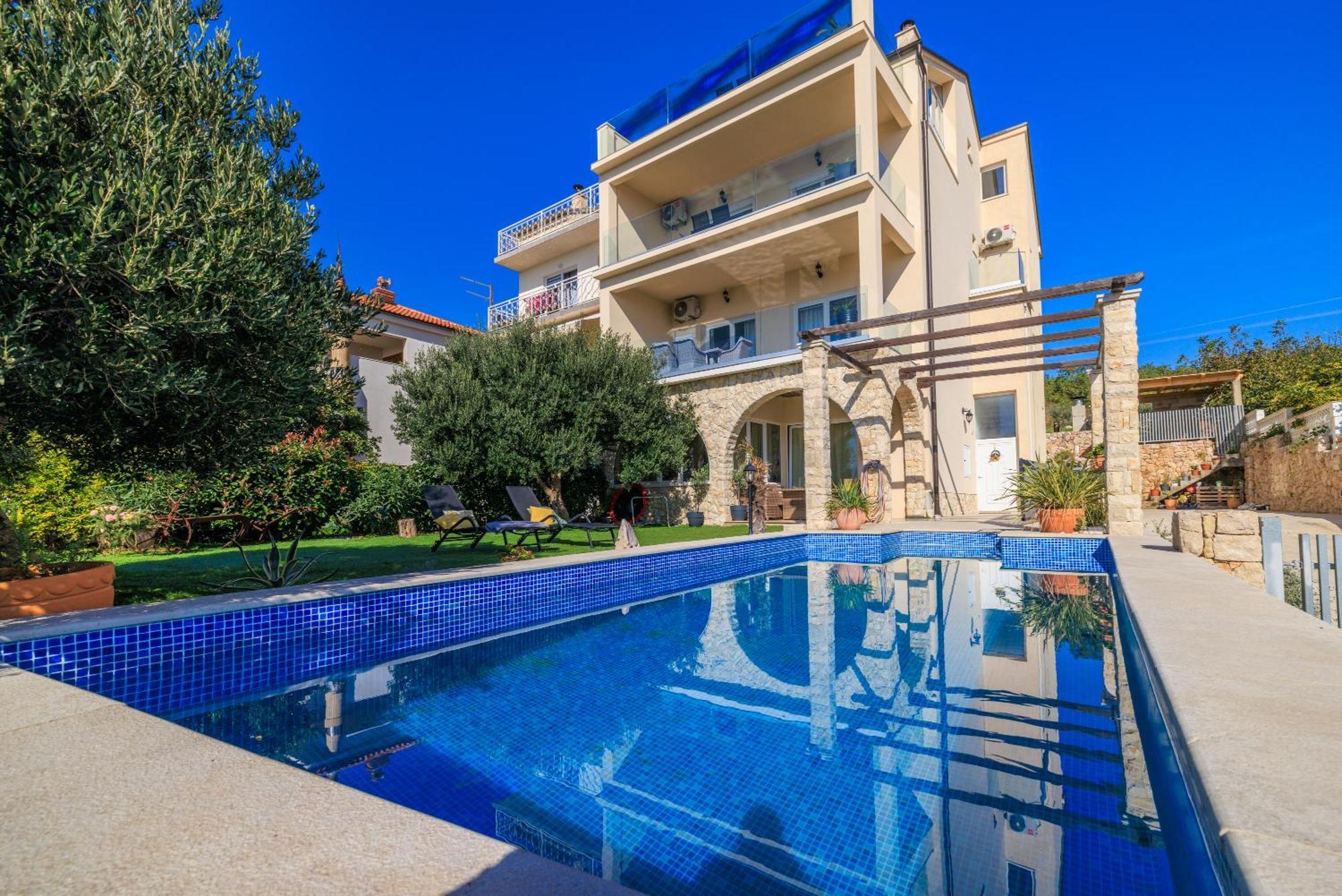 Apartmani Tijana Novi Vinodolski Ngoại thất bức ảnh
