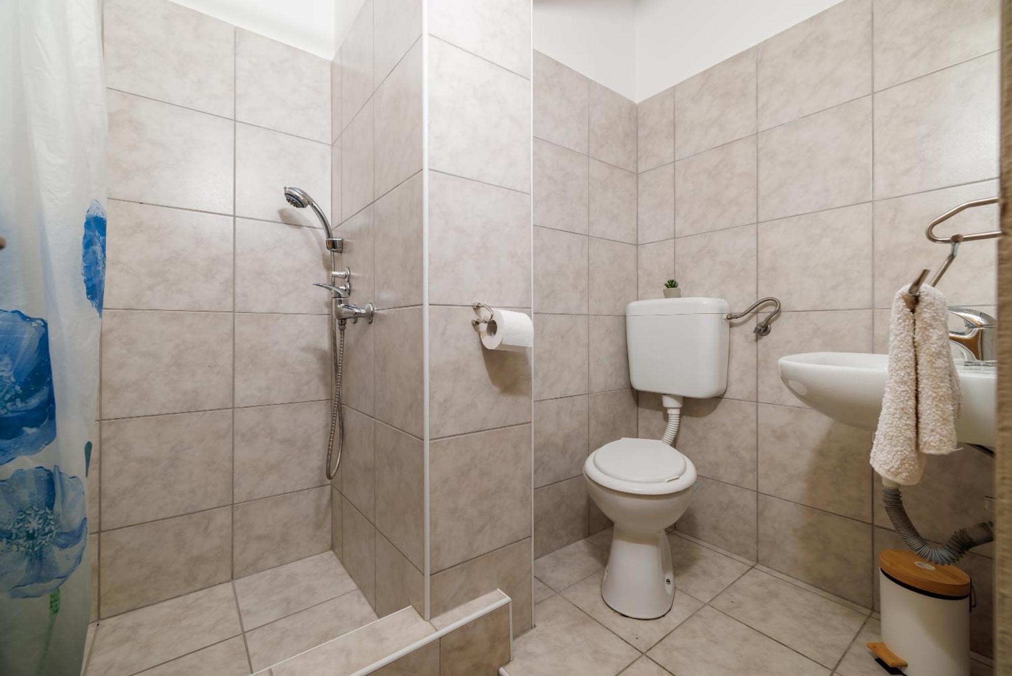 Apartmani Tijana Novi Vinodolski Ngoại thất bức ảnh