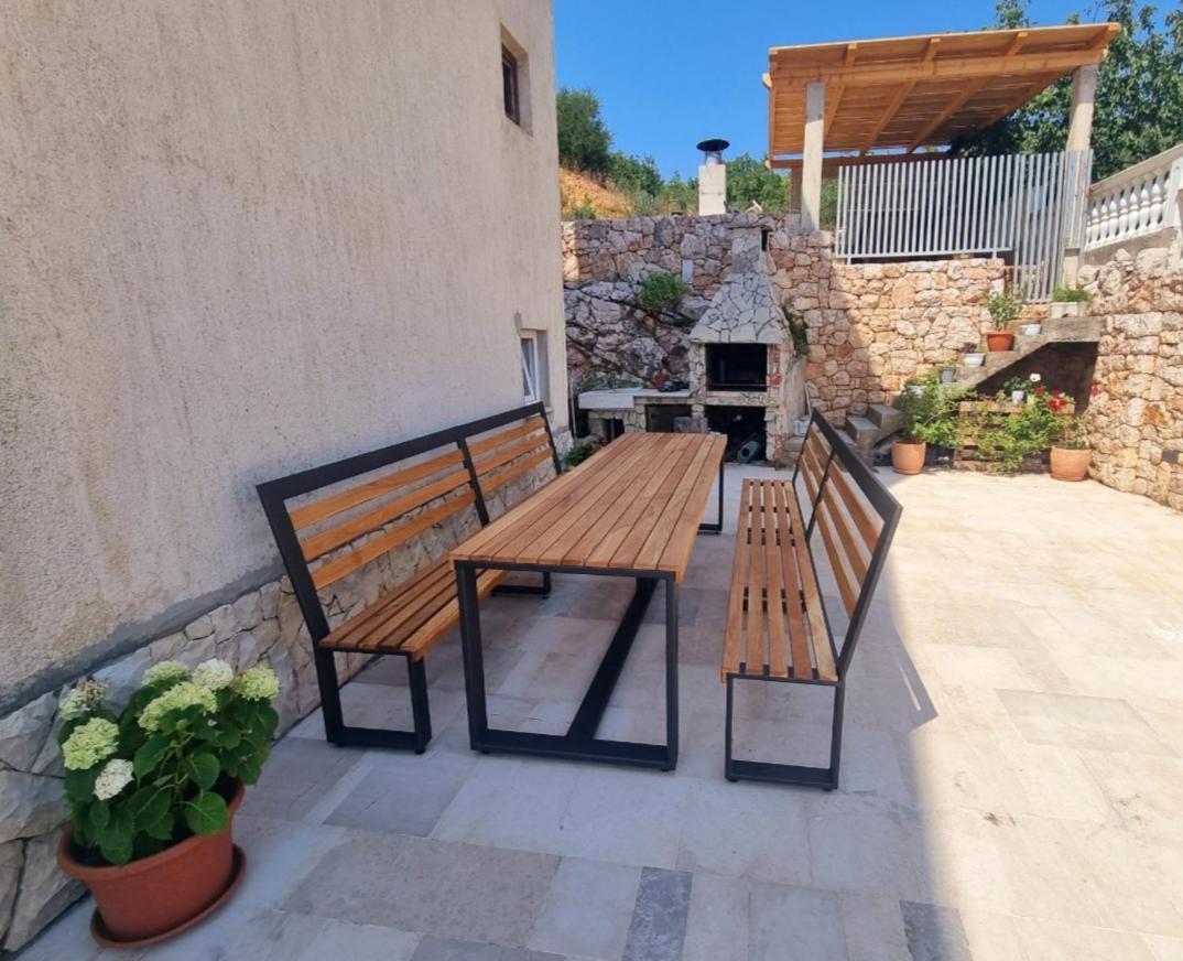 Apartmani Tijana Novi Vinodolski Ngoại thất bức ảnh